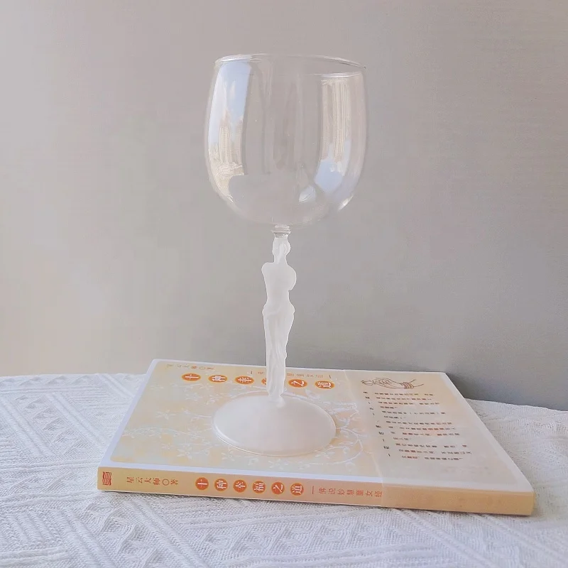 Verre à cocktail Vénus de Milo en verre borosilicate soufflé à la bouche