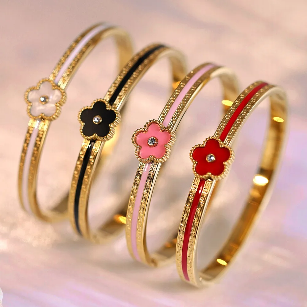 Bracelet Femme Acier Inoxydable Plaqué Or 18K Zircon Trèfle à 5 Feuilles – Style Luxe Vintage