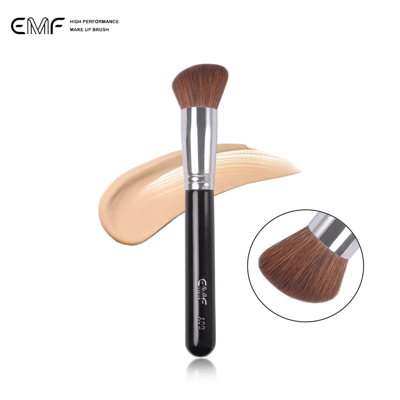 Pinceau de Maquillage Professionnel en Éventail - Manche en Bois & Poils Synthétiques