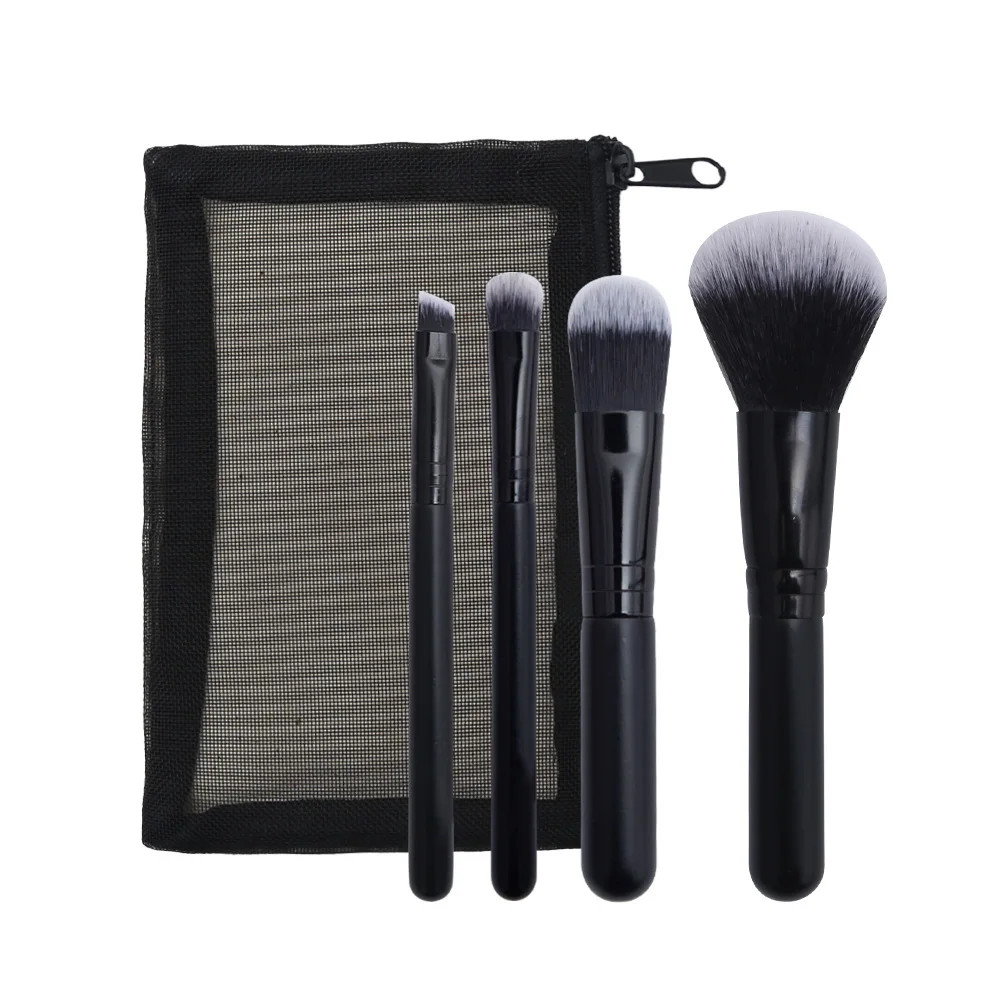 Ensemble 4 Pinceaux Maquillage Portable avec Pochette – Visage & Yeux