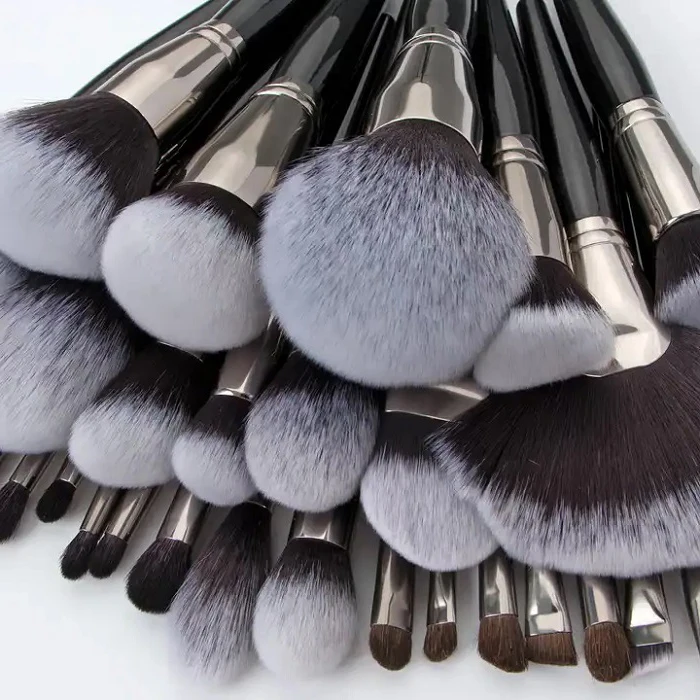 Kit 36 Pinceaux Maquillage Professionnels Luxe – Manche en Bois, Poils Naturels