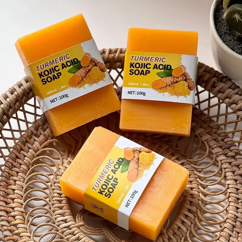 Savon Éclaircissant Acide Kojique & Curcuma – Anti-Taches, Acné, Teint Unifié