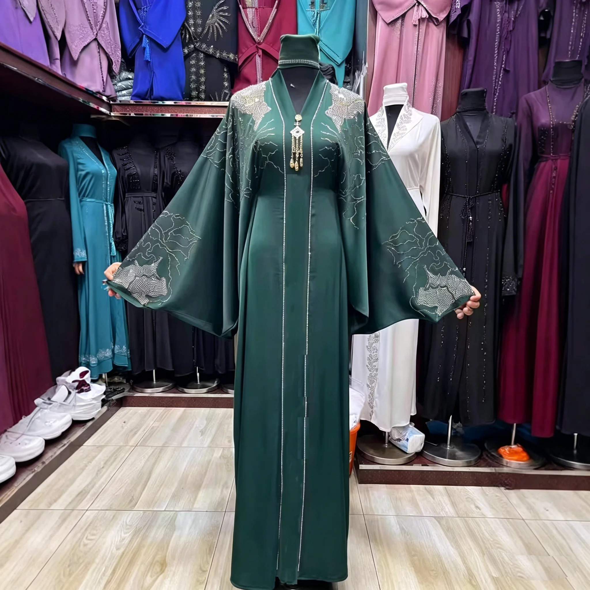 Abaya 2 pièces col V strass Dubai - Robe longue élégante extensible grande taille
