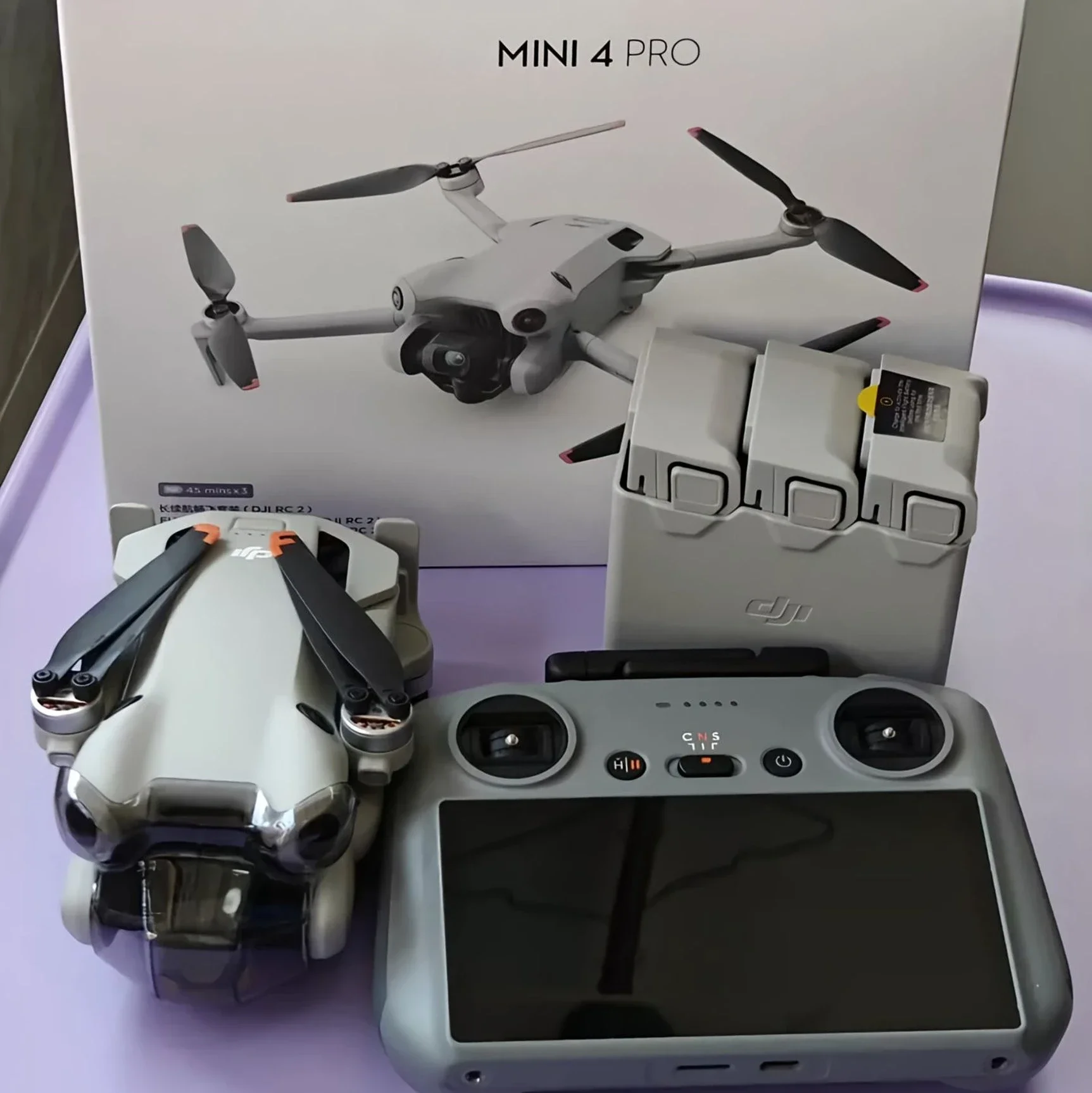 DJI Mini 4 Pro Drone 4K/8K – Télécommande Écran, 45min Vol, 20KM,