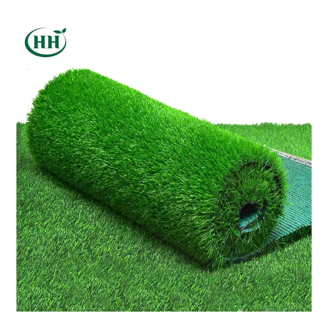Gazon Synthétique de Qualité – Idéal pour Terrains de Football et Espaces Sportifs