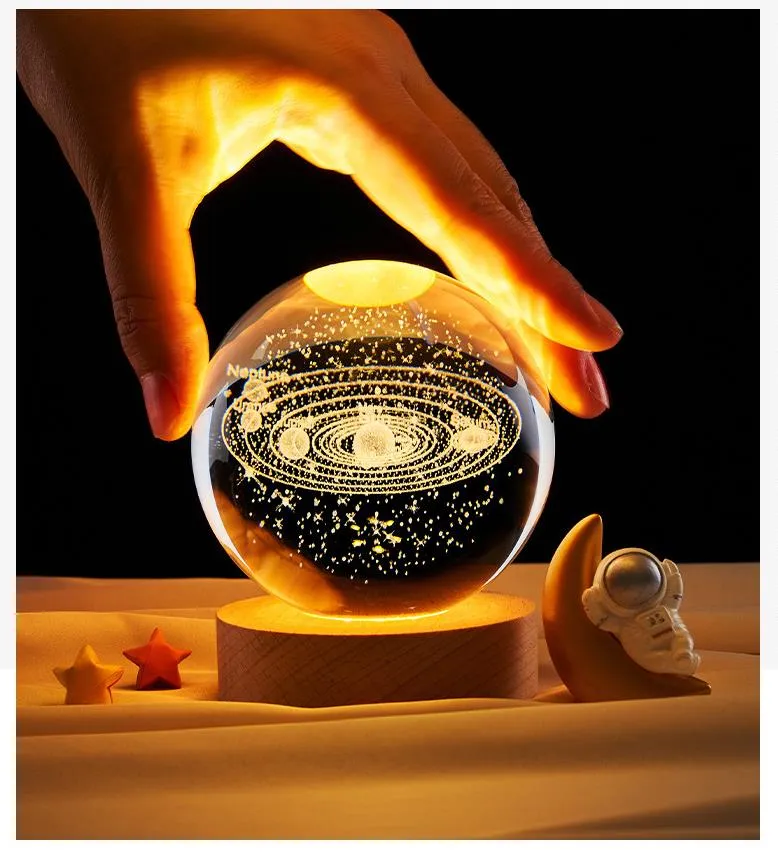 Lampe Veilleuse Boule de Cristal 3D Gravée au Laser - Décoration Intérieure et Cadeau Original