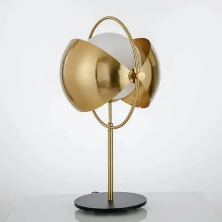 Lampe Sphère Orbitale Dorée – Modèle inspiré design rétro-futuriste