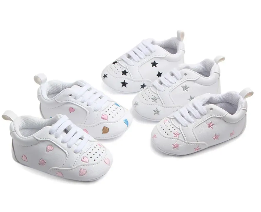 Chaussures Bébé Garçon – Premiers Pas Confort & Style – Motif Cœurs