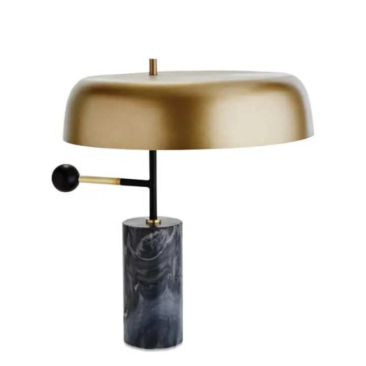Lampe Design Équilibrée avec Abat-Jour Disque Doré
