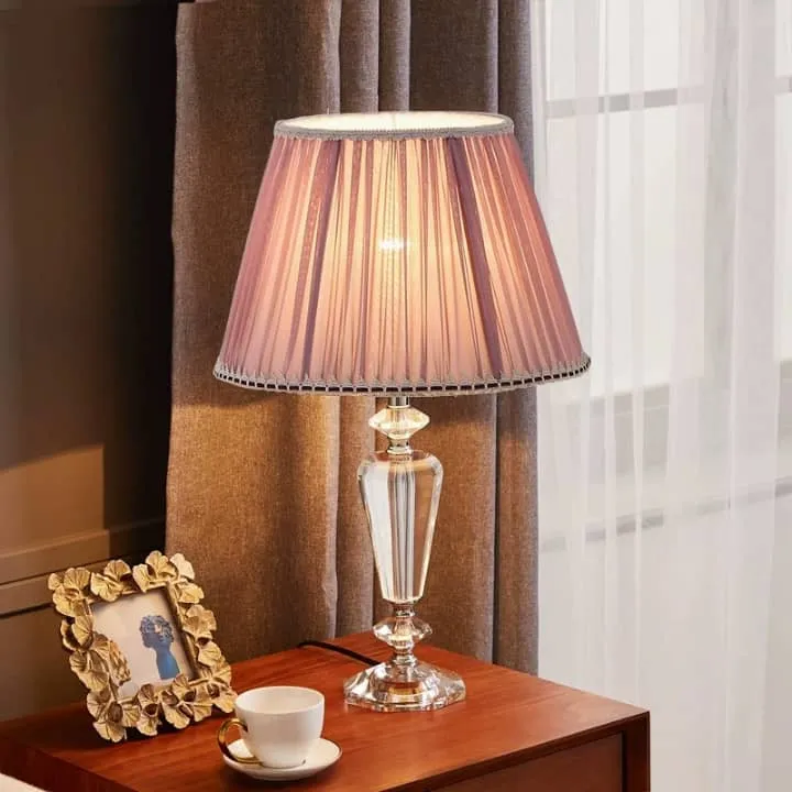 Lampe en cristal avec abat-jour tambour blanc texturé