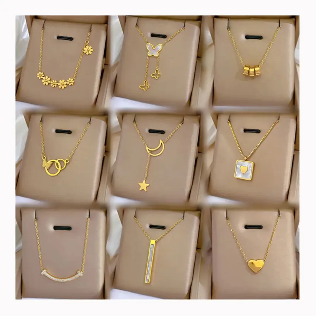 Colliers Fantaisie Femme – Acier Inoxydable 18K Gold, Pendentif Cœur, Étoile, Lune et Papillon