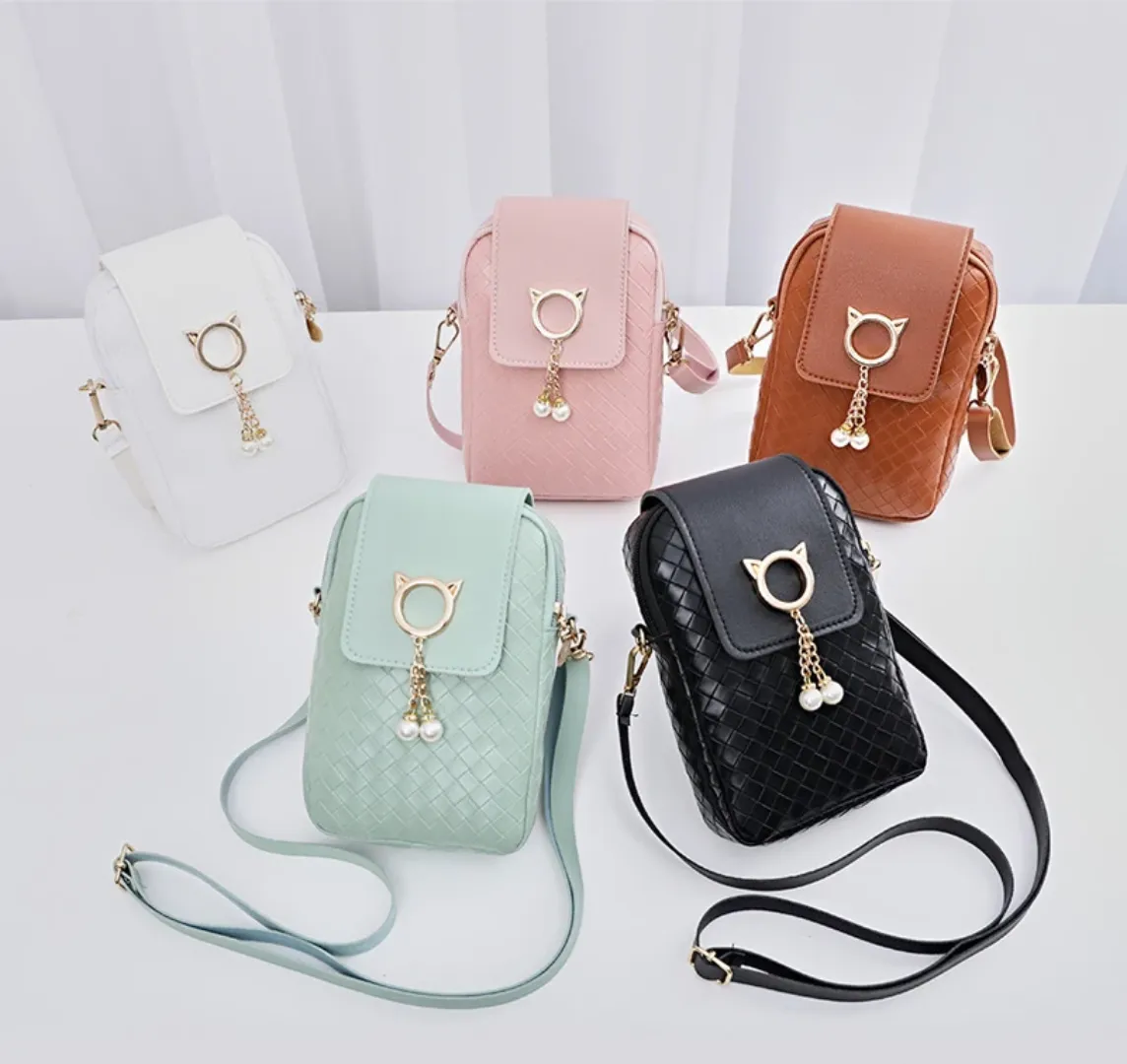 Mini Sac à Bandoulière Femme 2024 – Élégant, Perles & Pompon, Format Téléphone – PU Cuir Haute Qualité