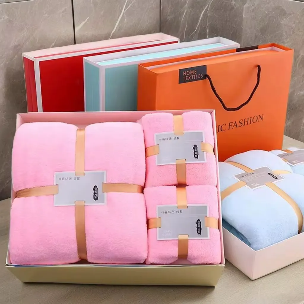Coffret Luxe de Serviettes Ultra-Douces – 4 Pièces | Idée Cadeau Élégante | 100% Coton Premium