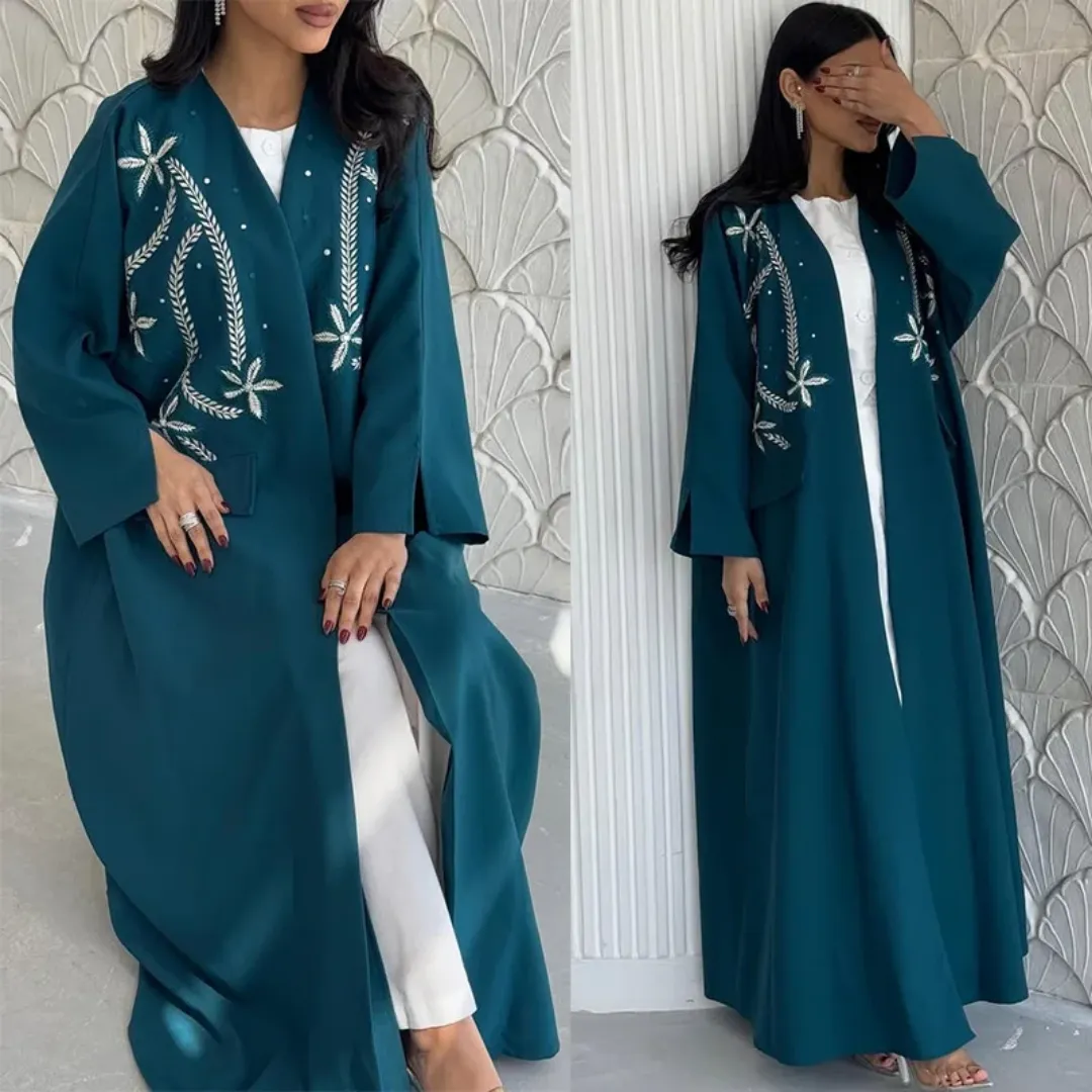 Abaya Longue Brodée Fleurie – Élégance Moderne