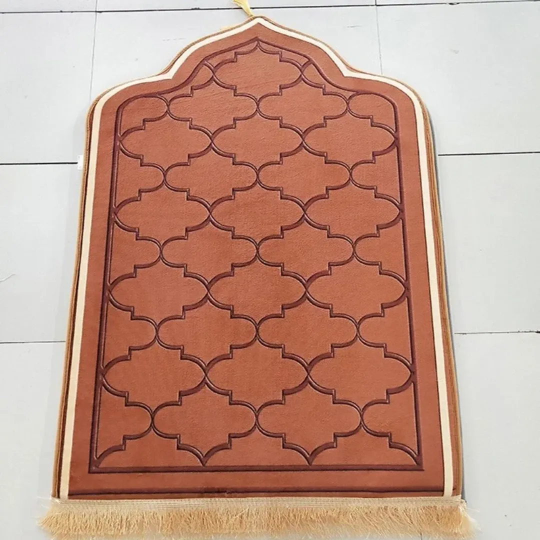 Tapis de Prière Marron – Design Classique et Élégant