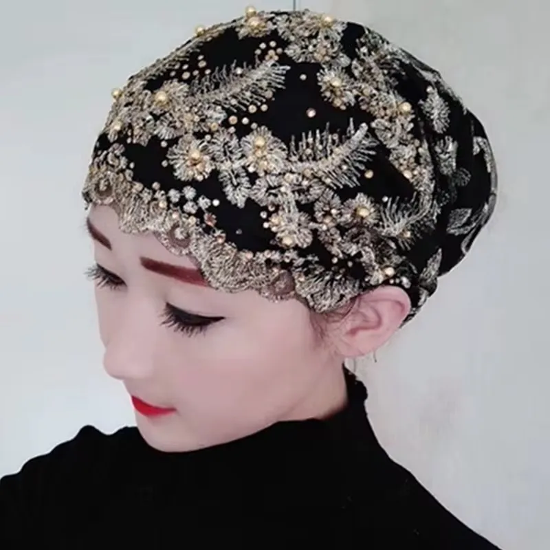 Bonnet Hijab Femme Brodé – Style Turban, Respirant et Confortable, Dentelle avec Perles Dorées