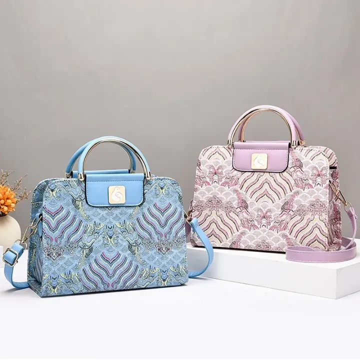 Sacs à Main Élégants Brodés – Design Oriental Chic avec Anses Métalliques