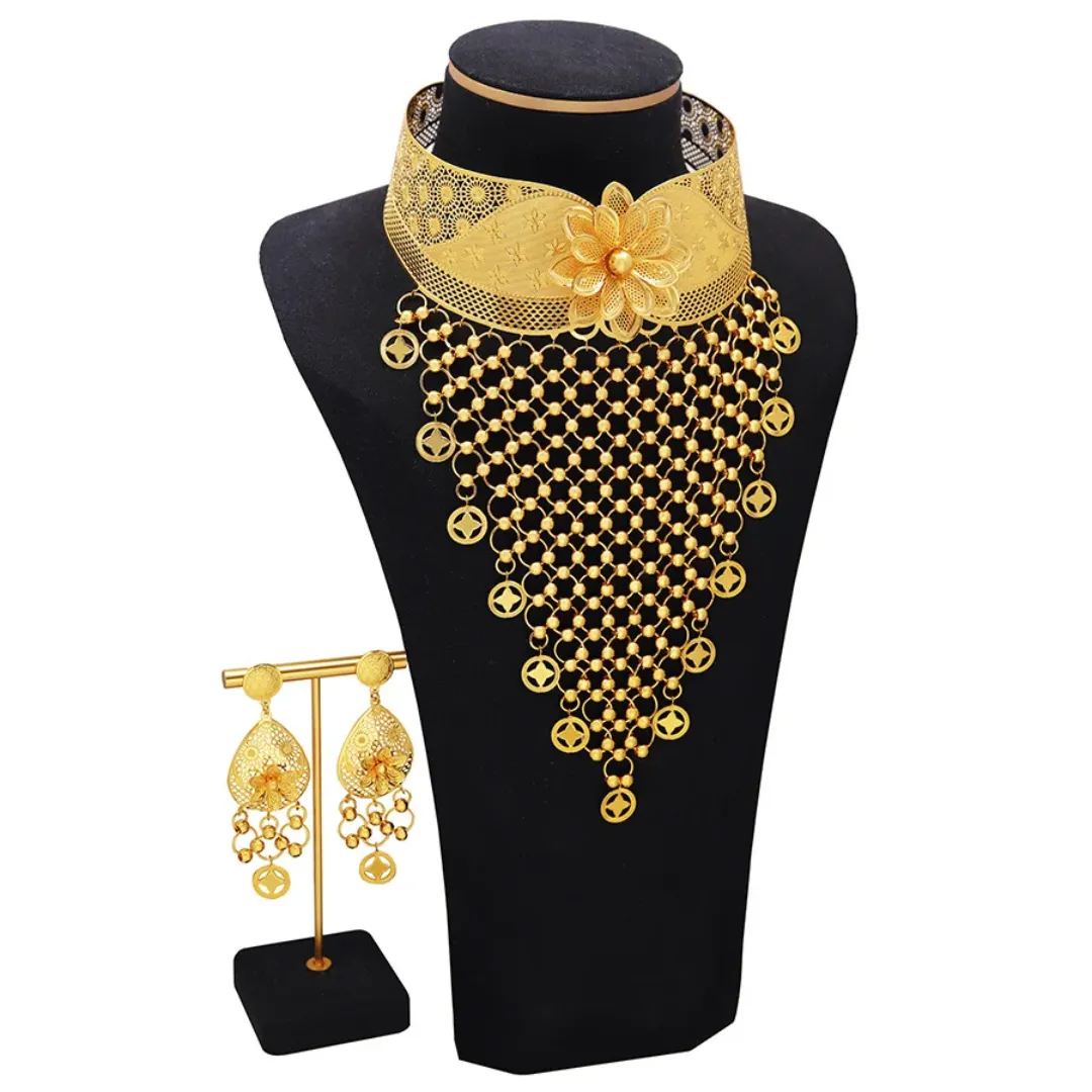 Ensemble de boucles d'oreilles et collier fleur creux style vintage plaqué or 24 carats