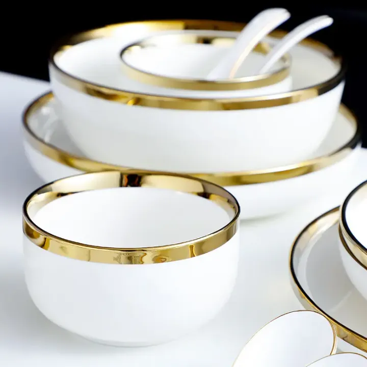 Ensemble de vaisselles 9 pièces en porcelaine blanche bordure dorée – Élégance pour 1 à 2 personnes