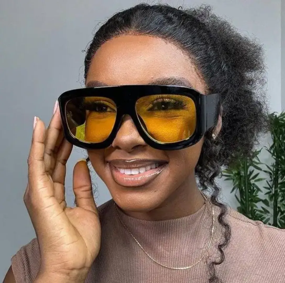 Lunettes de soleil surdimensionnées carrées à cadre épais
