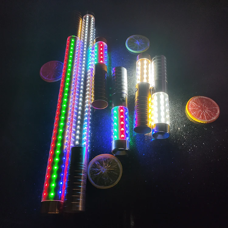 Bâton LED Sparkler Rechargeable – Effet Stroboscopique pour Bar, KTV & Soirées (23cm / 45cm / 55cm)