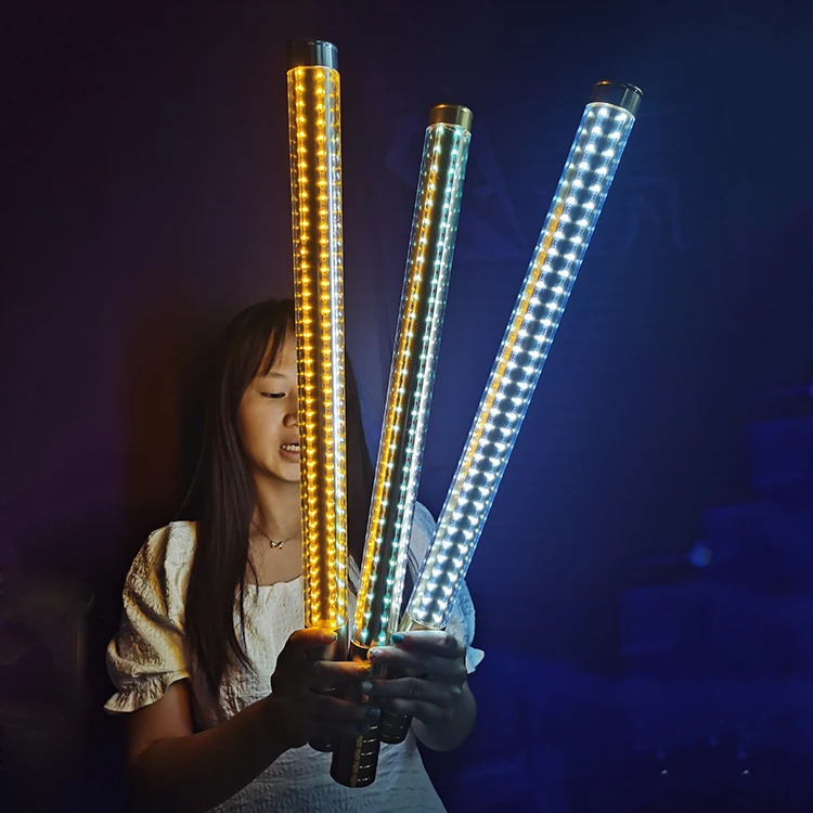 Bâton LED Multicolore Strobe – Sabre Lumineux Clignotant pour Fêtes & Événements (Modèle SF-55)