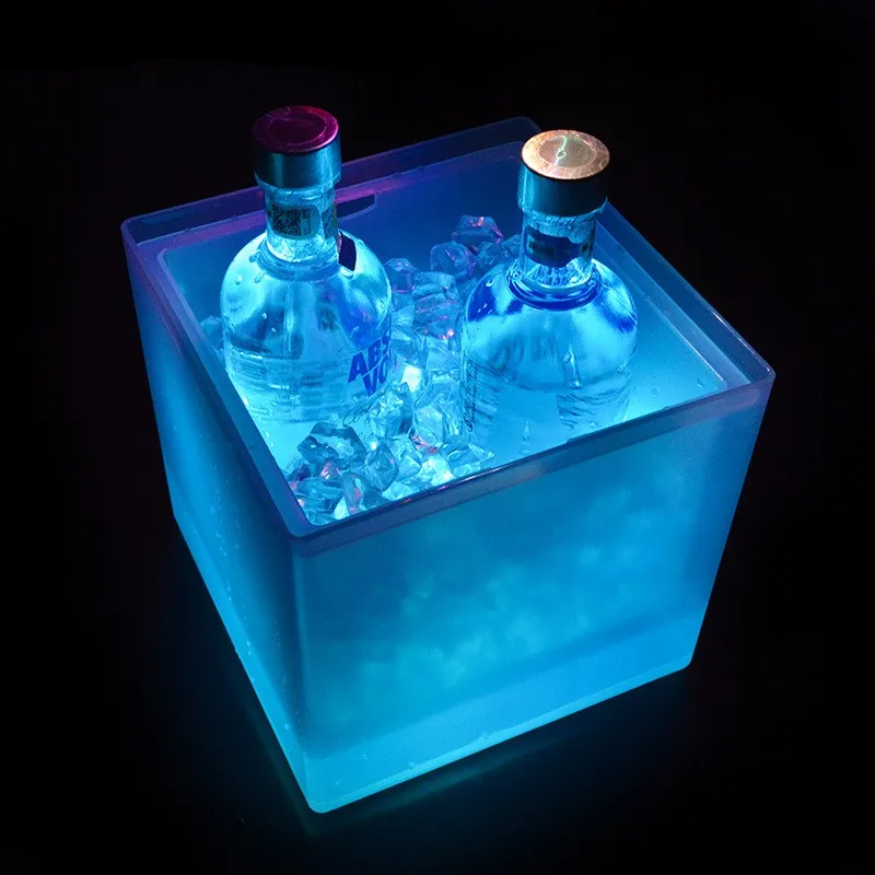 Seau à Glace LED Carré Double Paroi – 3,5L | Idéal Bar, Hôtel & Club | Personnalisable