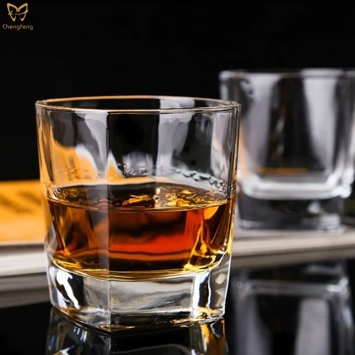 Verre à Whisky Carré 250ml Personnalisable Logo – Idéal Pubs & Bars