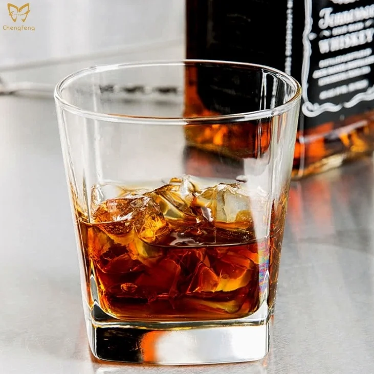 Verre à Whisky Carré 250ml Personnalisable Logo – Idéal Pubs & Bars