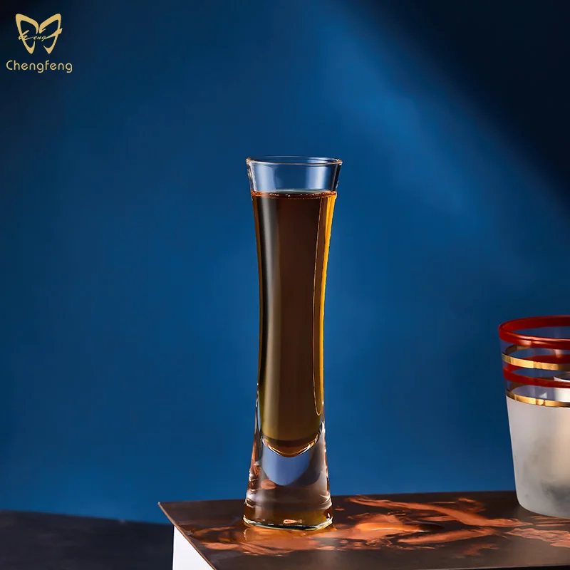 Verre à Shot en Forme de Cœur 60ml – Soufflé à la Bouche, Idéal pour Cadeaux d'Affaires