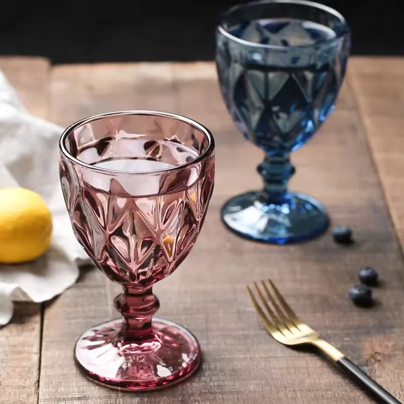 Verres à cocktail vintage colorés bord doré – Idéal mariages, bars & restaurants