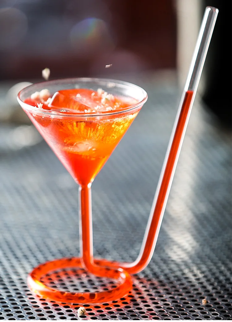 Verre à Cocktail Martini Soufflé à la Main 110ml avec Paille Intégrée