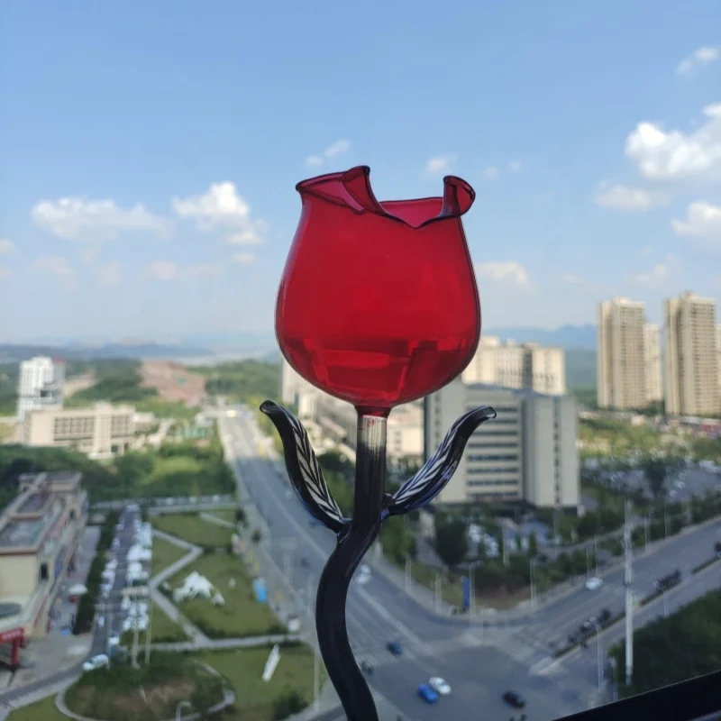 Verre à Vin en Forme de Rose Élégante – Design Floral Unique Rouge et Noir