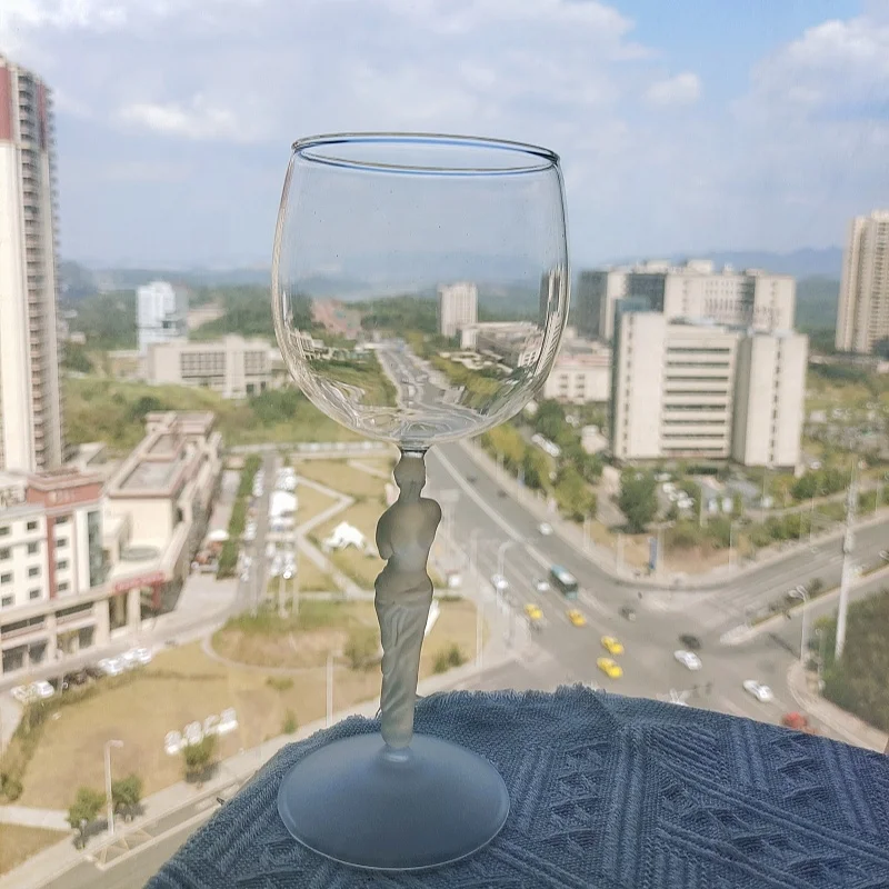 Verre à cocktail Vénus de Milo en verre borosilicate soufflé à la bouche