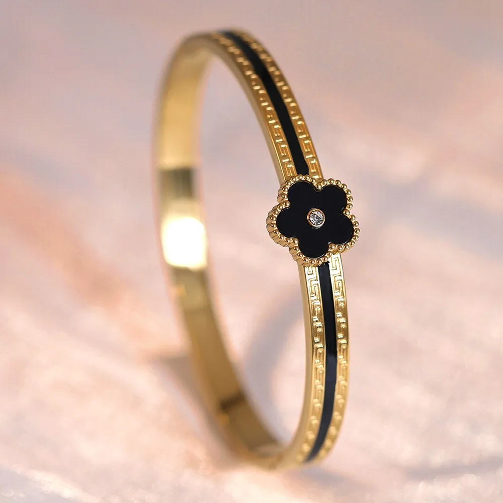 Bracelet Femme Acier Inoxydable Plaqué Or 18K Zircon Trèfle à 5 Feuilles – Style Luxe Vintage