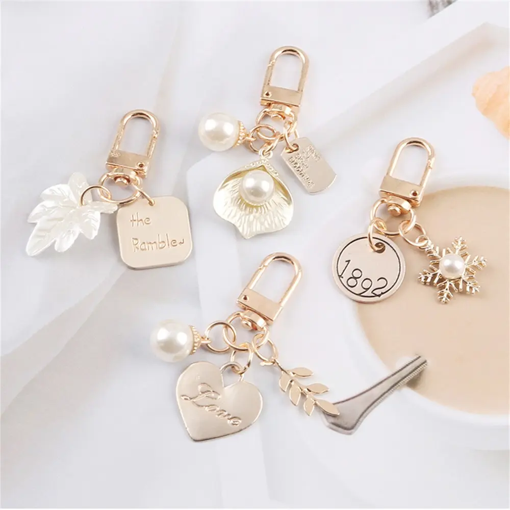 Porte-clés personnalisé élégant en alliage de zinc – Pendentif cœur, coquillage & perles | Cadeau promotionnel