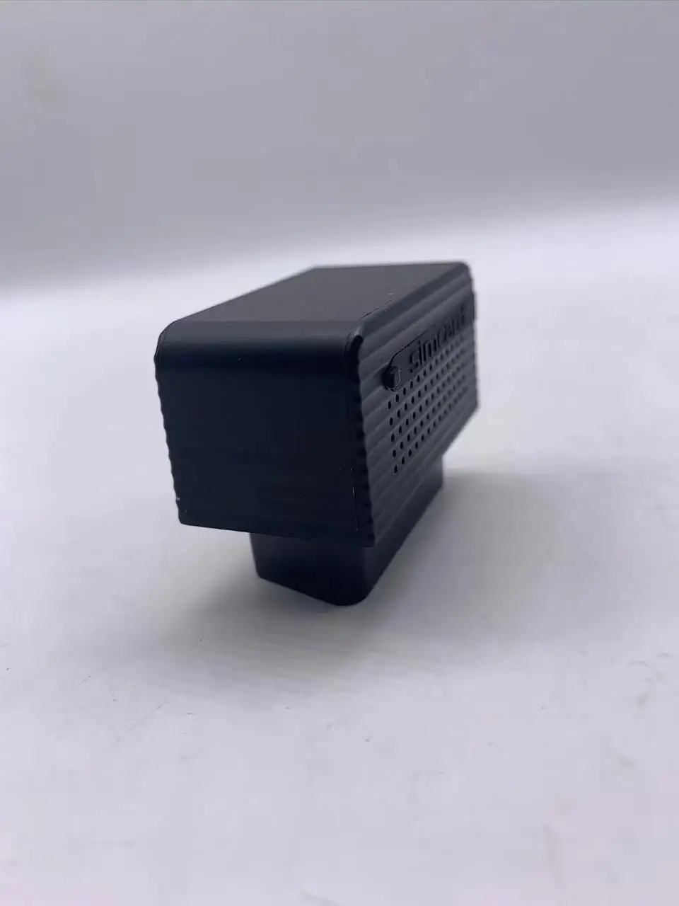 Scanner OBD2 4G Universel – Diagnostic Voiture & GPS Temps Réel Plug & Play 12V-36V