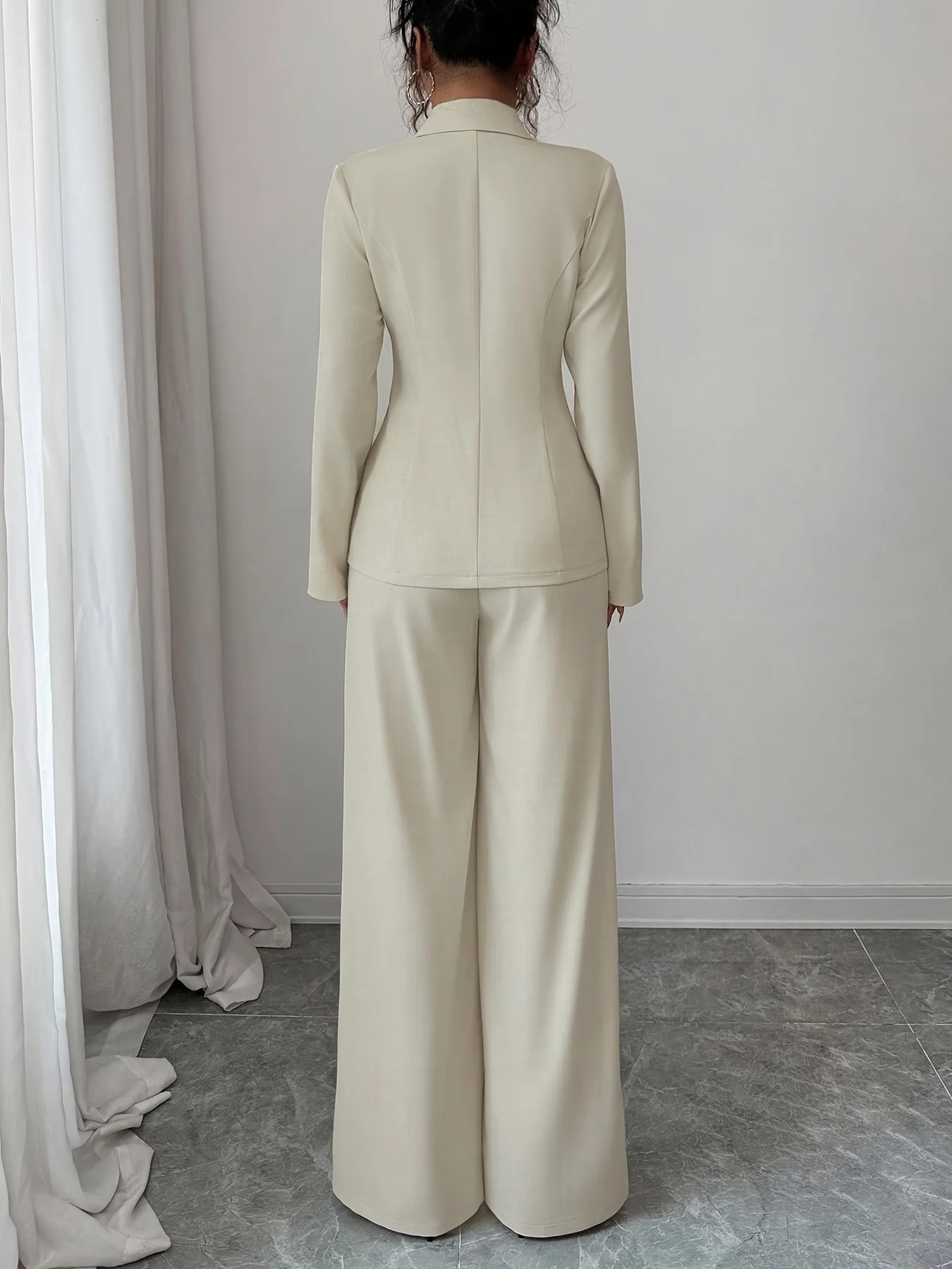 Blazer femme col en V à boutonnage simple – Élégant & respirant
