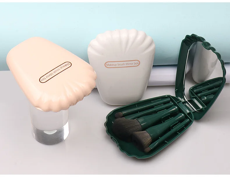Kit 5 Pinceaux de Maquillage de Voyage – Virole Aluminium, Poils Nylon, Pochette Miroir