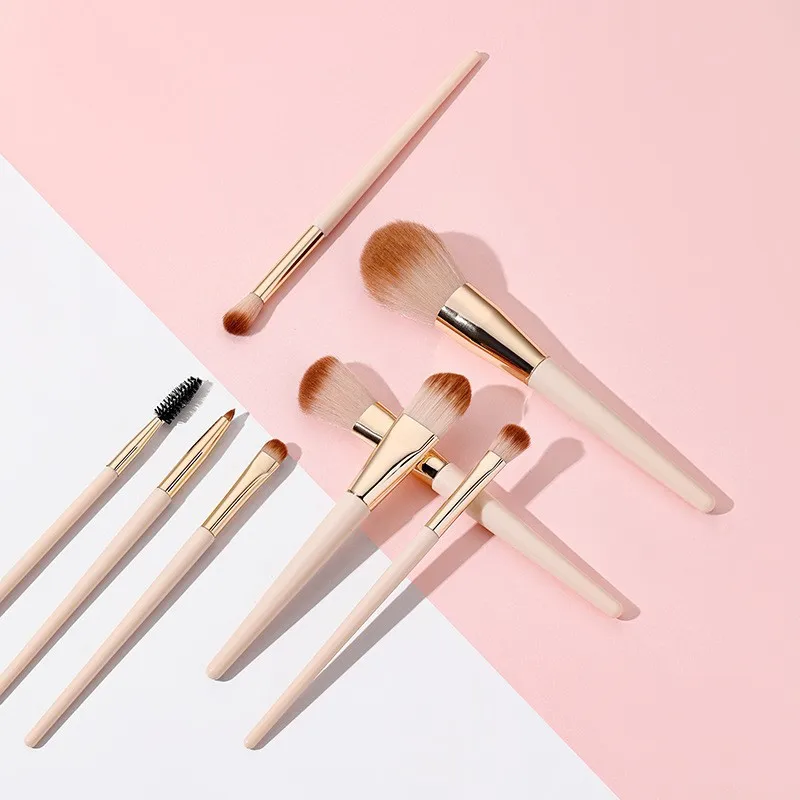 Lot 8 Pinceaux Maquillage Professionnels Visage & Yeux – Poils Synthétiques Doux