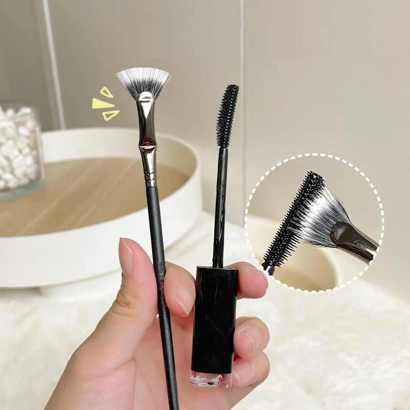 Brosse Éventail Mini Angel pour Cils & Mascara – Poignée Bois Noir