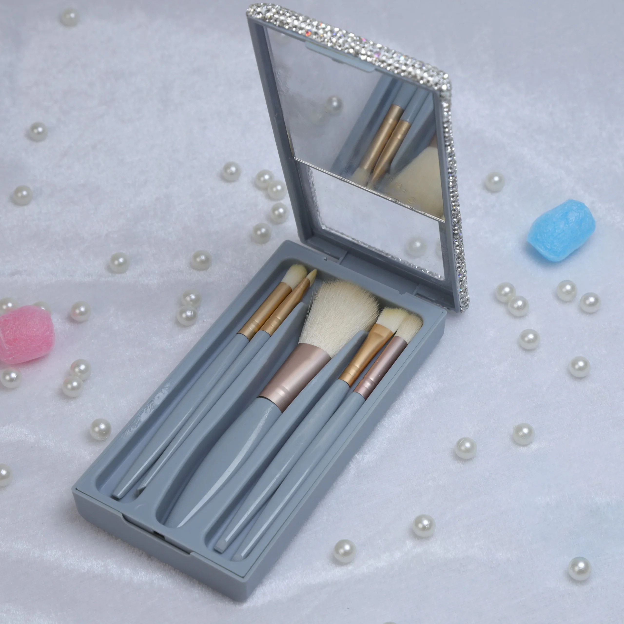 Coffret 5 Pinceaux Maquillage Diamant Brillant avec Miroir – Brosse Glitter Luxe