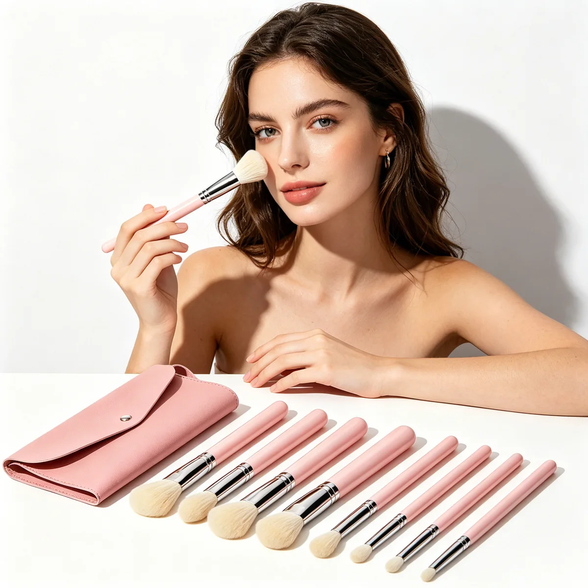 Set 7 Pinceaux Maquillage Professionnels Virole Cuivre Manche Bois + Étui – Label Privé