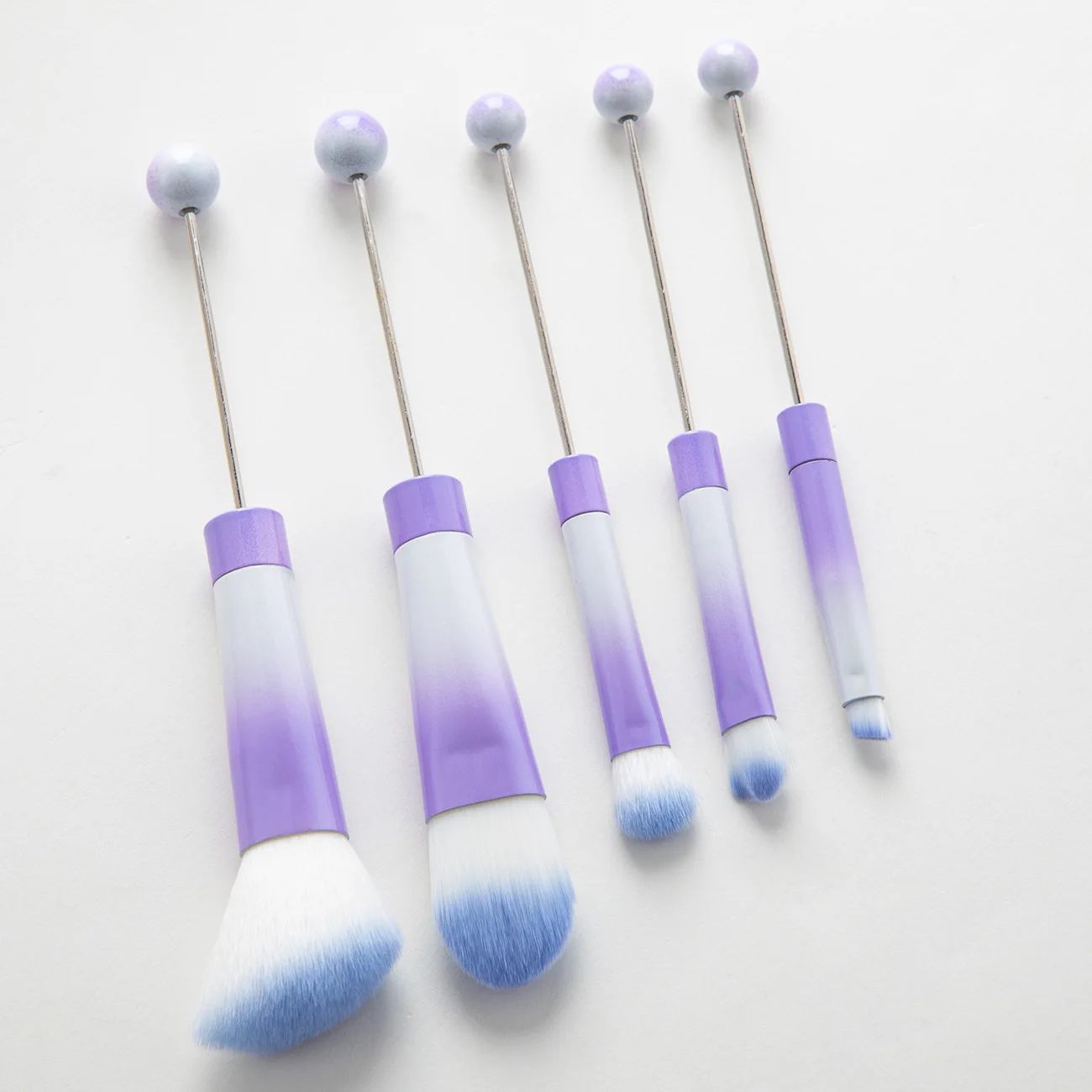 Set 5 Pinceaux Maquillage Perles DIY – Manche Métal Dégradé Élégant