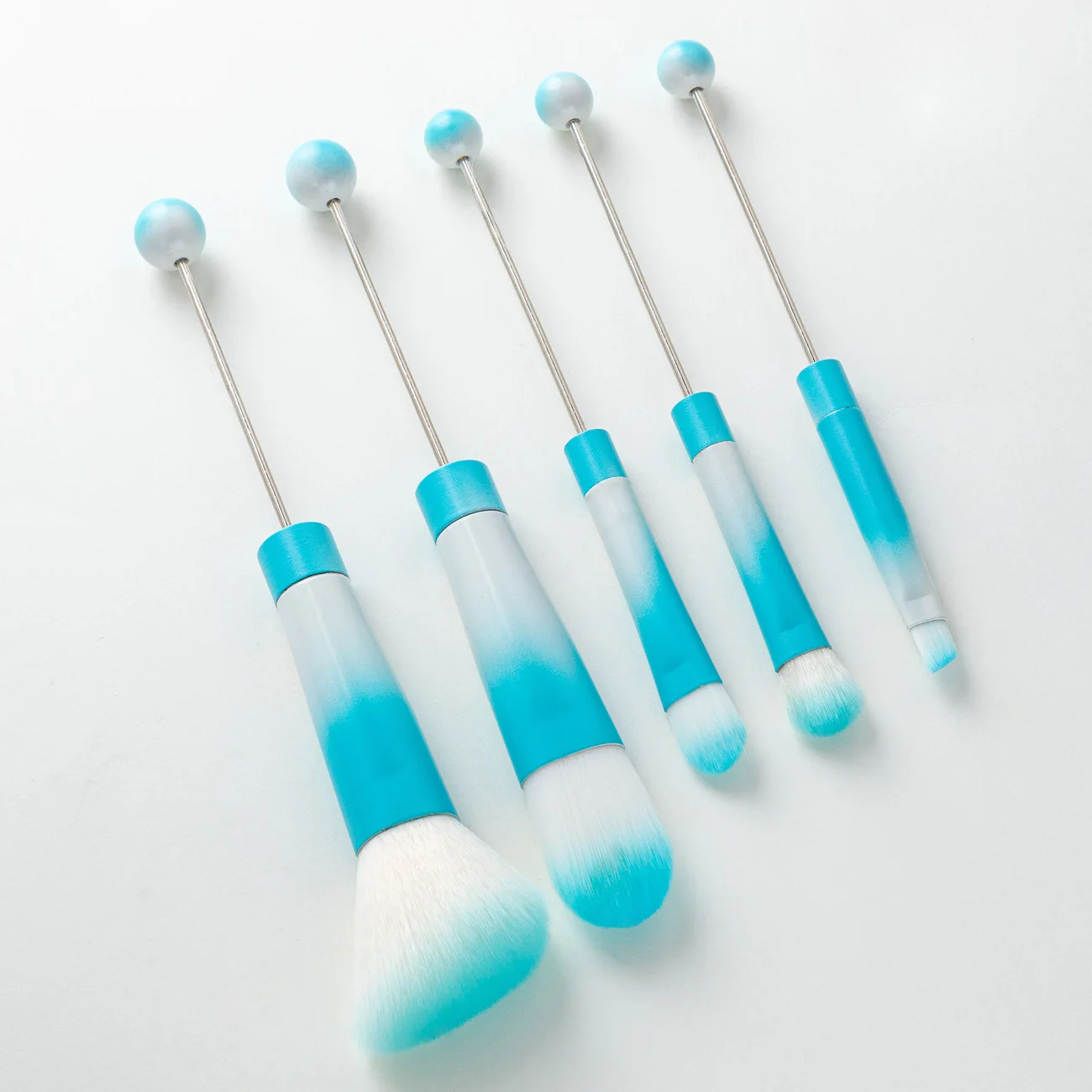Set 5 Pinceaux Maquillage Perles DIY – Manche Métal Dégradé Élégant