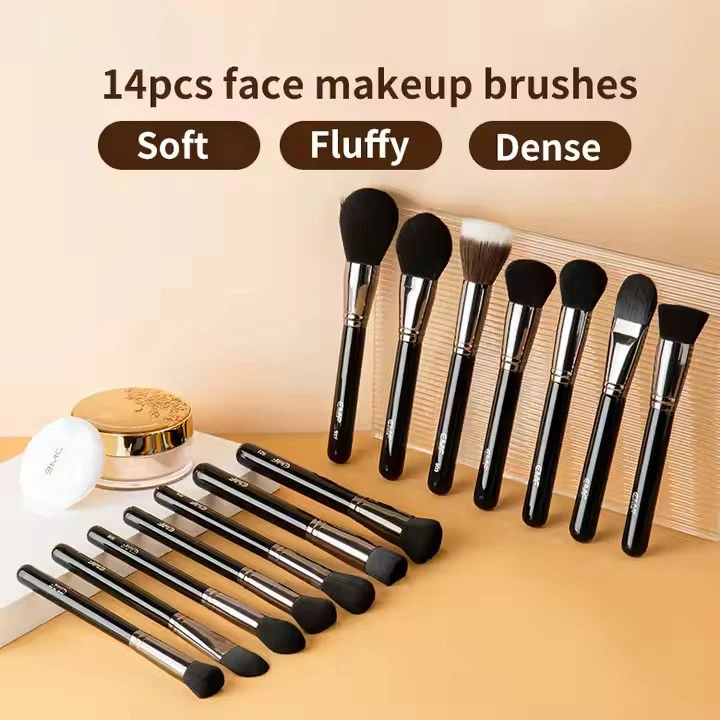 Ensemble 42 Pinceaux Maquillage Professionnel Végétalien – Manche Bois de Luxe
