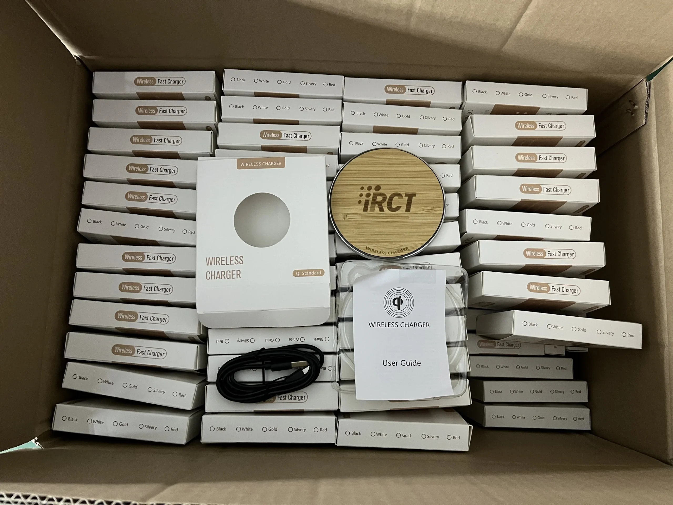 Chargeur Sans Fil Magnétique Rapide 15W en Bambou avec Port Type-C – LED Glow