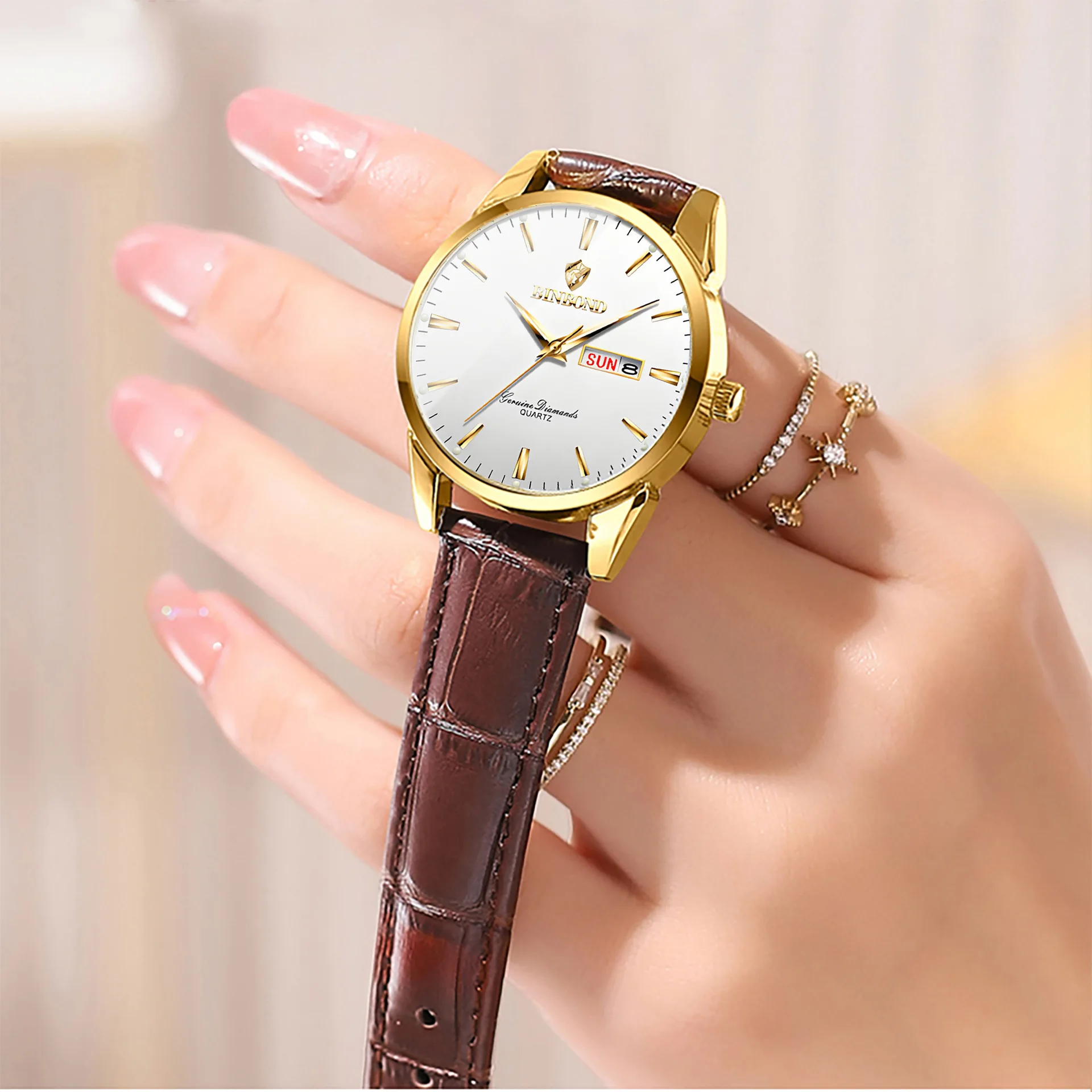 Montre femme Binbond B2238 – Élégante, étanche, bracelet cuir