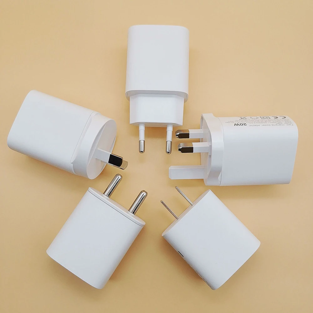 Chargeur Rapide USB + Type-C 20W Quick Charge 3.0 & PD 3.0 – Compatible iPhone & Android