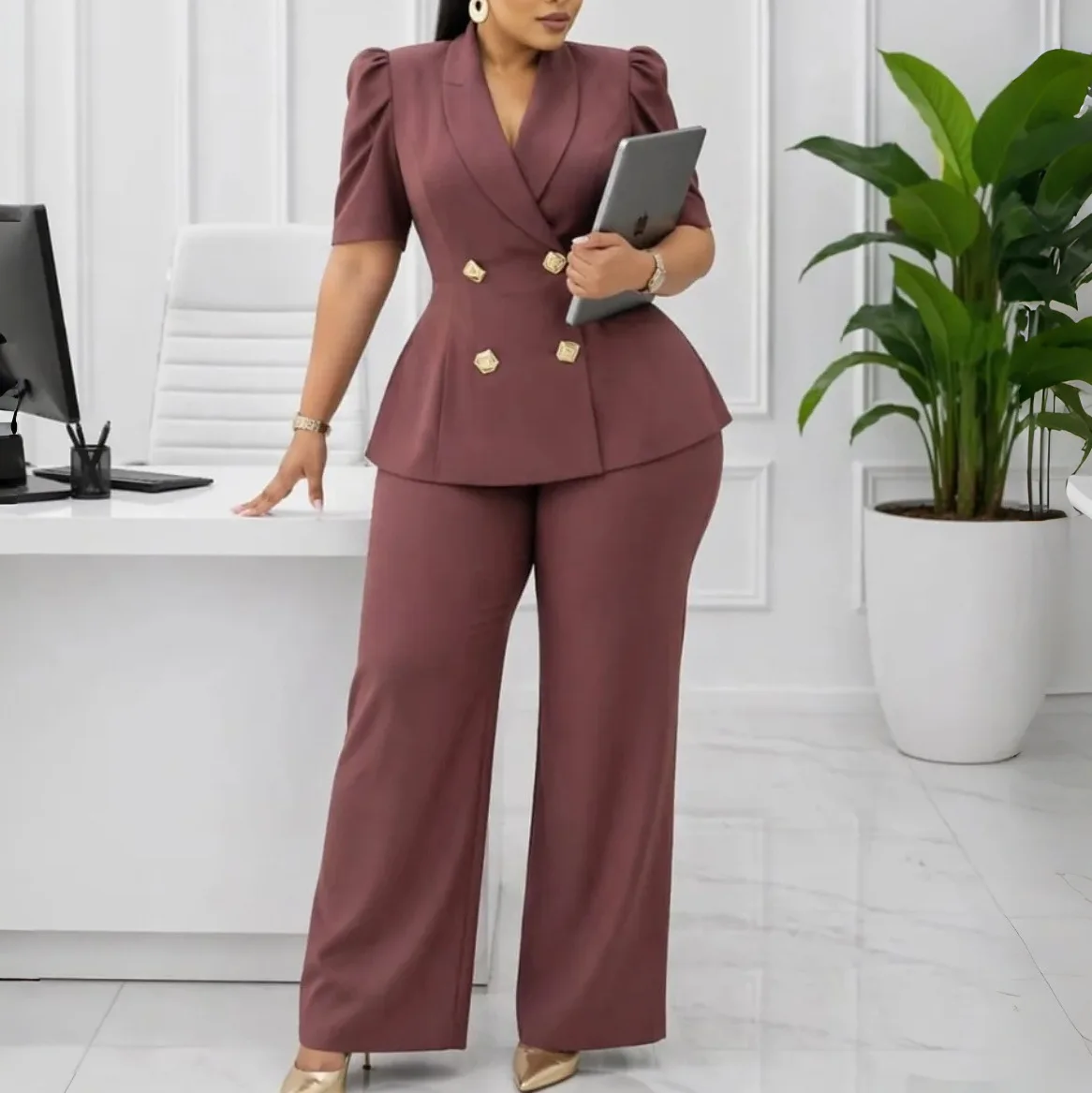 Ensemble femme chic : haut à double boutonnage & pantalon large taille haute – Bureau & Casual
